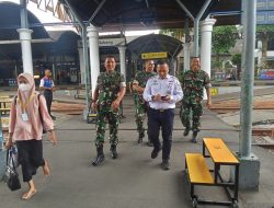 Dandim 0831/Surabaya Timur Tinjau Pengamanan di Stasiun Gubeng