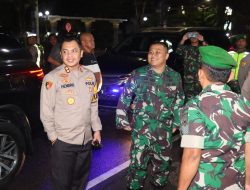 Operasi Lilin Semeru, Polres Sampang Bersama TNI Laksanakan Patroli Skala Besar di Malam Perayaan Natal 2024