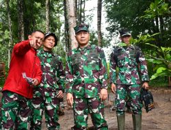 Wadan Kodiklatal Tinjau Lattek Berganda Siswa Dikmaba TNI AL Angkatan 44/2