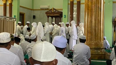 Pertemuan Rutin Haji Kecamatan Menganti di Masjid Al-Ikhlas Sidowungu Berlangsung Khidmat