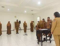 Pj Wali Kota Kediri Lantik dan Ambil Sumpah Jabatan 6 Orang Pejabat Fungsional Pemkot Kediri