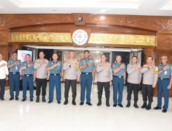 Jalin Sinergitas, Komandan Lantamal V Kunjungan Kehormatan Ke Kapolda Jatim