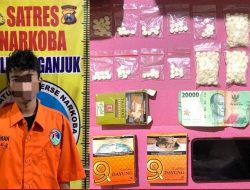 Polisi Berhasil Ungkap Peredaran Okerbaya, Tersangka dan Ribuan Pil Dobel L Diamankan di Nganjuk