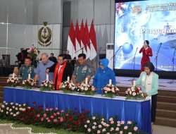 Wadan Kodiklatal Hadiri Perayaan Natal Gabungan TNI AL Wilayah Surabaya
