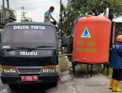 5 Tandon Air Bersih Disiapkan Perumda Delta Tirta untuk Warga Terdampak Banjir di Kecamatan Candi