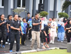 Jalin Kekeluargaan Lantamal V Adakan Family Gathering dan Olahraga Bersama