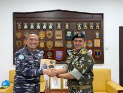 Dansatgas MTF TNI KONGA XXVIII-O/UNIFIL Laksanakan Courtesy Call Ke Salalah Naval Unit Commander