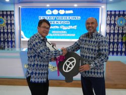 Penyerahan Mobil Dinas dari Yayasan Nala ke Universitas Hang Tuah