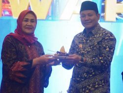 Plt. Bupati Sidoarjo Apresiasi Peran IWAPI dalam Pemberdayaan Perempuan di HUT Ke-50, Dorong Sinergi dan Inovasi untuk Wujudkan Ekonomi Inklusif