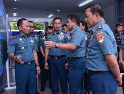 Dankodiklatal Dampingi Kasal Resmikan Sarpras TNI AL di Pasiran Surabaya