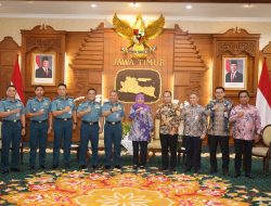 Pererat Sinergi, Pangkoarmada II Laksanakan Kunjungan Kerja ke Gubernur Jawa Timur