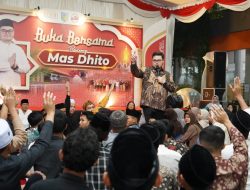 Didampingi Mbak Cicha, Mas Dhito Beri Motivasi Siswa SMA Dharma Wanita Boarding School
