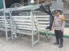 Dukung Ketahanan Pangan Polresta Sidoarjo dengan Tanaman Hidroponik di Pekarangan Warga Sumokali