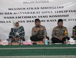 Polresta Sidoarjo Gelar Safari Ramadhan dan Bagikan Takjil di Perempatan Gedangan
