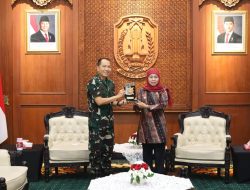 Silaturahmi Pangkoarmada II Dan Gubernur Jatim, Perkuat Sinergi Untuk Keamanan Jawa Timur