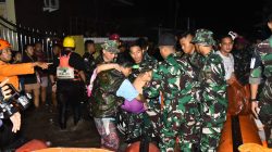 Koarmada II Melalui Lantamal VIII Manado, Kerahkan Satgas Bencana Bantu Warga Terdampak Banjir