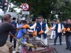 Berbagi Takjil, Dankodiklatal Ngabuburit Dengan Riding Vespa