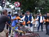 Berbagi Takjil, Dankodiklatal Ngabuburit Dengan Riding Vespa