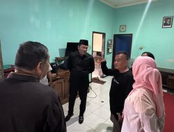 Bupati Subandi Kunjungi Balai Wartawan Sidoarjo, Bantu Perbaikan Fasilitas yang Rusak