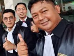 Perubahan RUU Nomor 34 Tahun 2004 Tentang Tentara Nasional Indonesia Oleh Akhir Kristiono, ST., SH., MH ( c ) Kepala Forum Kader Bela Negara Bakorda Kediri Raya