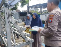 Bersama Warga Kembangkan Tanaman Hidroponik Sambil Jaga Kamtibmas