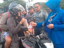 Berbagi Berkah Di Bulan Suci Ramadhan, Lanal Tahuna Jajaran Koarmada II Bagi Ribuan Takjil
