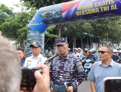 Mudik Gratis Dengan Kapal Perang, Danlantamal V Sambut Kedatangan Ratusan Pemudik Di Dermaga Madura Koarmada II