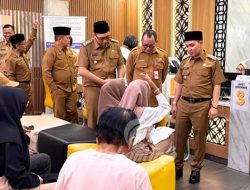 Halal Bihalal Pemkab Mojokerto, Gus Barra Gaungkan UHC 100% Hingga Sidak Mall Pelayanan Publik