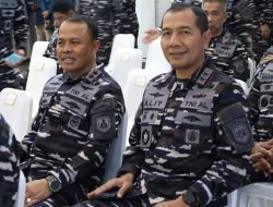 Siapkan Calon Pemimpin Masa Depan TNI AL, Pangkoarmada II Hadiri Kuliah Umum Kasal Kepada Taruna AAL
