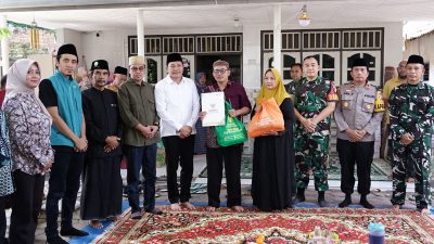 Bupati Sidoarjo Subandi Takziah ke Rumah Duka Korban Hanyut di Pantai Balekambang