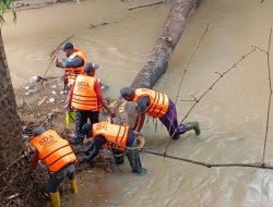 DPUPR Kota Kediri Bersihkan Sungai Kedak di Kelurahan Pojok Usai Hujan Deras