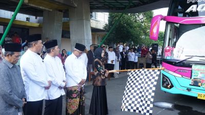 Berangkatkan Calon Jemaah Haji, Mbak Wali Titipkan Doa Untuk Kota Kediri