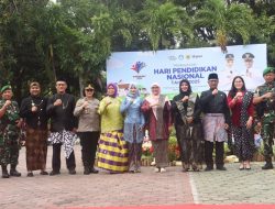 Peringati Hari Pendidikan Nasional, Mbak Wali Komitmen Tingkatkan Kualitas Pendidikan Kota Kediri