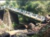 Curah Hujan Tinggi, Jembatan Penghubung Antar Kecamatan di Kabupetan Pasuruan Ambrol