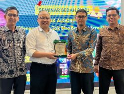 Budak Algoritma” Dibedah di Unusa: Mahasiswa Diajak Sadar Digital dan Melek Teknologi