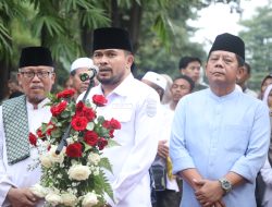 Wabup Purwakarta Lepas Keberangkatan Jemaah Haji Kloter 23 Menuju Tanah Suci