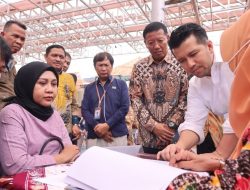 Tinjau Tinjau Proses SPMB SMA/SMK, Plt. Gubernur Jatim Komitmen Tingkatkan Pelayanan Terbaik