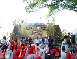 Mbak Cicha Ajak Ribuan Lansia Senam Bahagia di Puncak Festival Lansia 2025