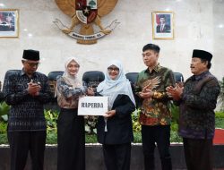 Tiga Raperda Disetujui DPRD Kota Kediri, Mbak Wali Harapkan Terus Tingkatkan Sinergi Guna Wujudkan Kota Kediri Mapan