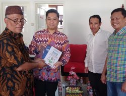 Ketua PN Kota Kediri Berikan Pelatihan Advokasi di FH Uniska