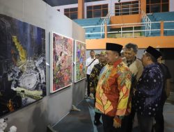 Kuas dan Harapan Membentang: Bupati Jombang Apresiasi Positif Pameran “Ijo-Abang ke-10” KOPI Jombang
