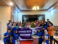 Mahasiswa KKN PSDKU UB Kediri Terapkan Teknologi Tepat Guna untuk Mengolah Limbah Budidaya Ikan Lele dalam Ember Menggunakan Daphnia Magna