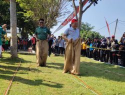 Wabup Bangkalan Turun ke Lapangan: Adu Lincah Balap Karung hingga Makan Kerupuk Bareng Kepala OPD