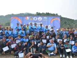 Langit Desa Klangon Dipenuhi Aksi Paralayang, Kejuaraan Danlanud Iswahjudi Cup dan Liga Jatim 2025 Resmi Ditutup