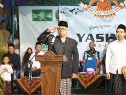 Pimpin Apel Hari Santri di Kelurahan Pakunden, Gus Qowim Santri Harus Jadi Penjaga Nilai dan Teladan di Era Digital