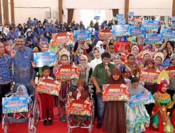 Hari Disabilitas Internasional 2025, Pemkot Surabaya Gelar Ajang Kreasi Dan Apresiasi Hingga Salurkan Alat Bantu