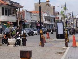 Wujudkan Estetika Kota, DPUPR Kota Kediri Tertibkan Kabel Semrawut di Kawasan Jalan Stasiun