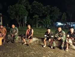 TNI dan Warga Turun Bersama, Patroli Gabungan di Ranuyoso Perkuat Keamanan Malam Hari