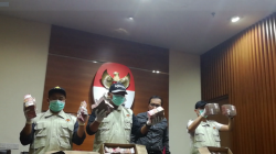 KPK Lakukan OTT, Amankan Bupati Tulungagung Gatut Sunu