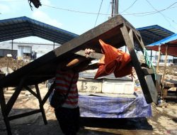 Relokasi pedagang pasar induk Gadang